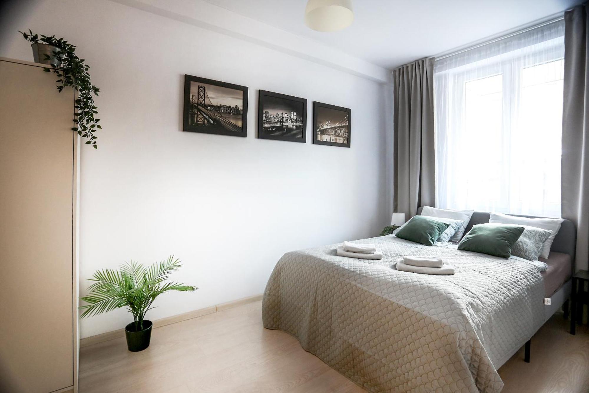Fully-Furnished Apartment With Air Conditioning For Families, Cracow Old Town Krakow Exterior photo