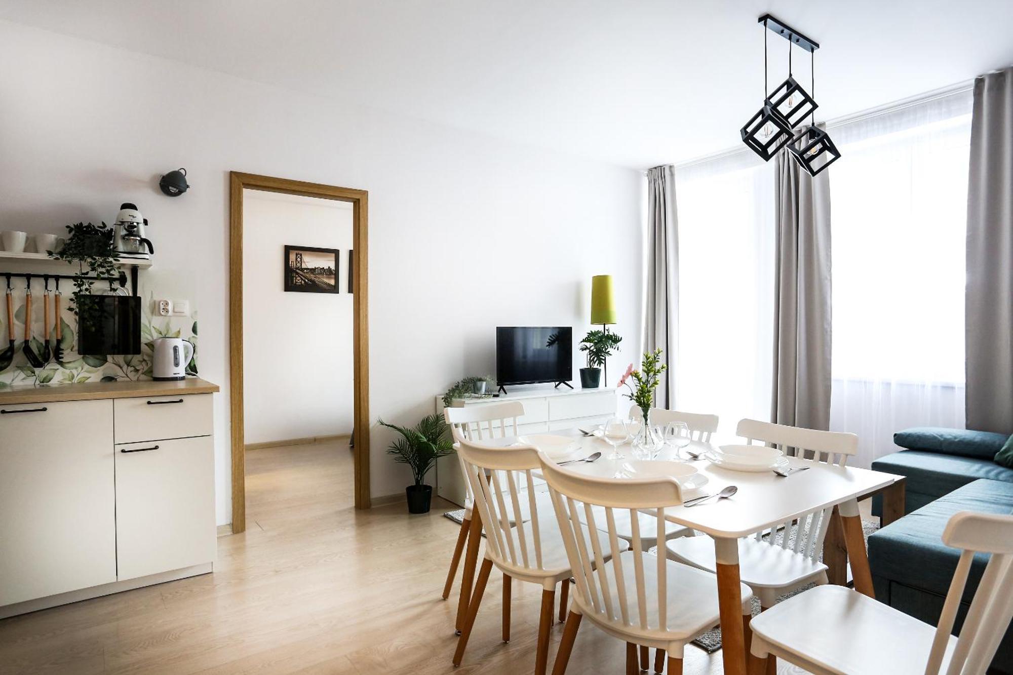 Fully-Furnished Apartment With Air Conditioning For Families, Cracow Old Town Krakow Exterior photo